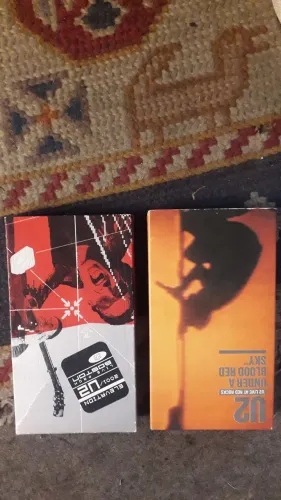Fitas VHS do U2
