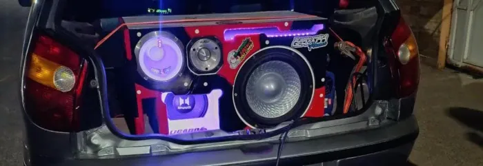 Som automotivo
