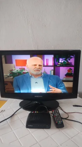 Monitor e conversor