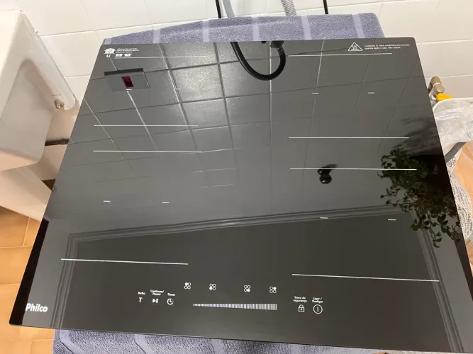 Cooktop de Indução Philco 4 Bocas PCTQ1