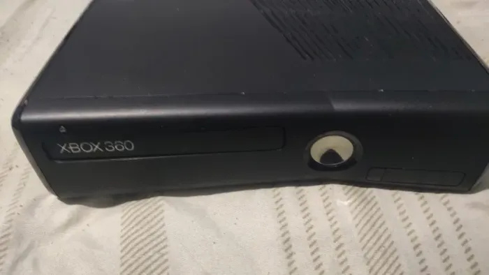 XBOX 360 SLIM