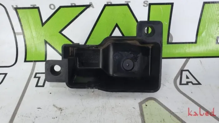 Concha maçaneta interna traseira direita Ford Escort Zetec 97/02 