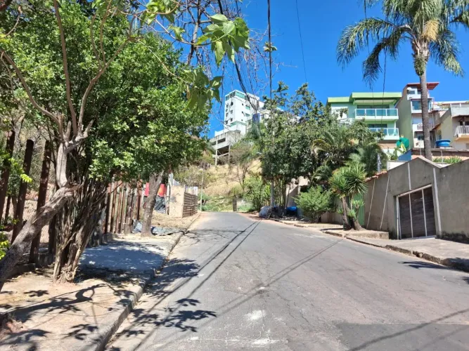 Lote, Dormitorio(s) bairro Ouro Preto