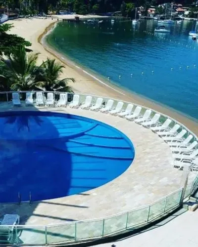 Alugo Apto Flat Angra Inn Angra dos Reis ( Valor da Diária)