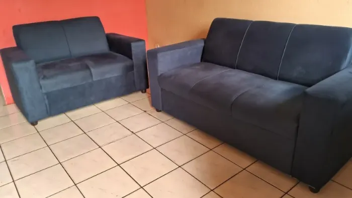 vendo sofá de 2e 3 lugares