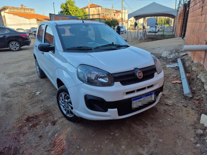 Fiat Uno Attractive 1.0 EVO Fire Flex 8V 5P 2021