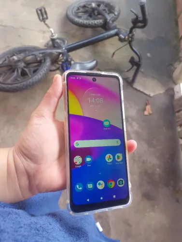 Celular g40
