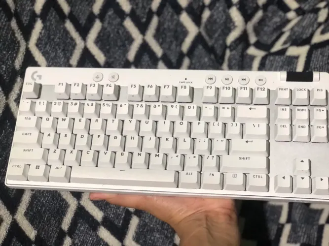 Vendo Teclado Mecânico Logitech G Pro TKL Rapid - Gamer Profissional (Impecável)