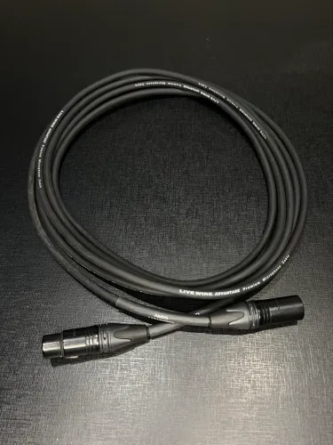 2 cabos XLR balanceados Neutrik (5 m)