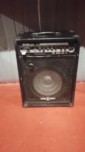 Caixa amplificada