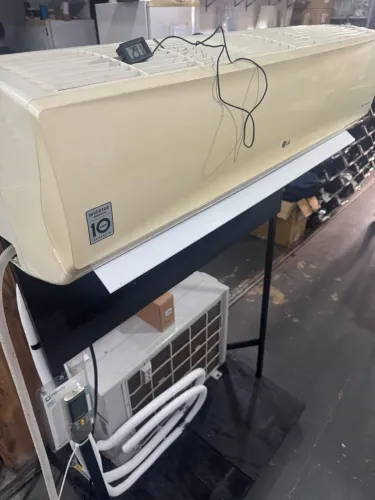 Ar Condicionado LG 18000 BTU Dual Inverter 220V Split