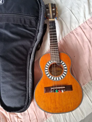 Cavaquinho otacilio Marques 