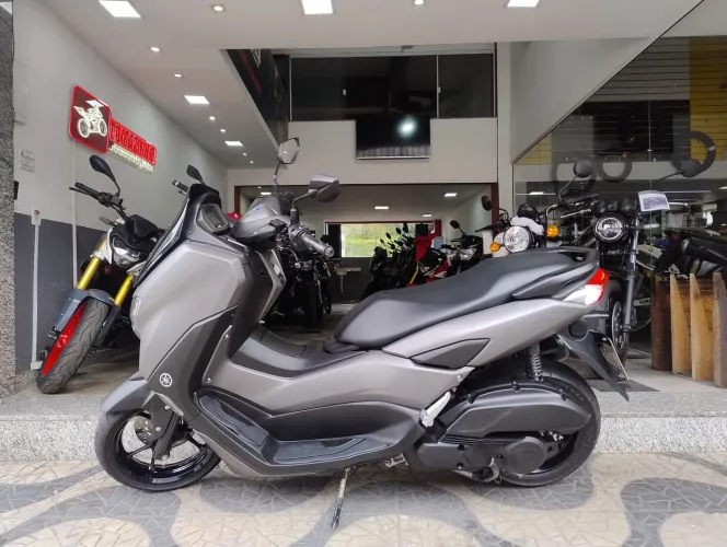 Yamaha/Nmax160 SE ABS, 2024/2024, troco por moto.