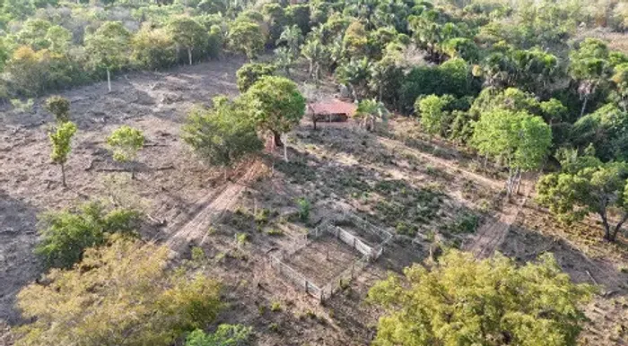 Imóvel rural no Zona Rural em Lotero