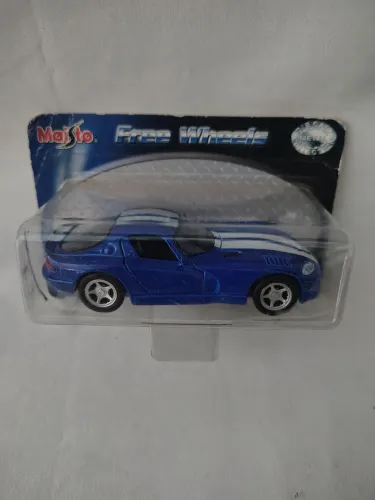 Miniatura Dodge Viper GTS - Maisto - Free Wheels Lacrada