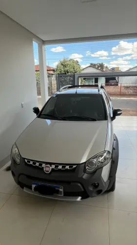 Fiat Strada Adventure1.8/ 1.8 Locker Flex CD 2015