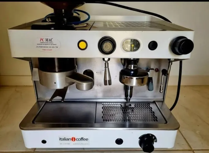 Máquina de café italian coffee