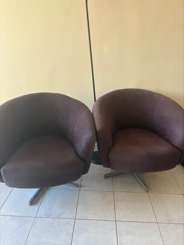 VENDO - 1 SOFÁ CAMA + 2 POLTRONAS GIRATÓRIAS