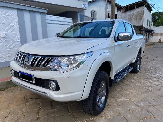 Mitsubishi L200 Triton Sport HPE 2.4 CD Diesel Aut. 2017