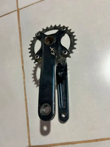 Vendo pé de vela integrado LTX 