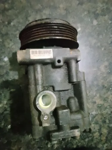 Compressor ar condicionado Fiat Punto 2012