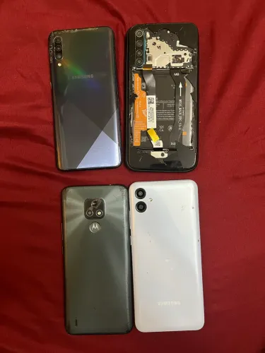 Lote de celulares p/peças