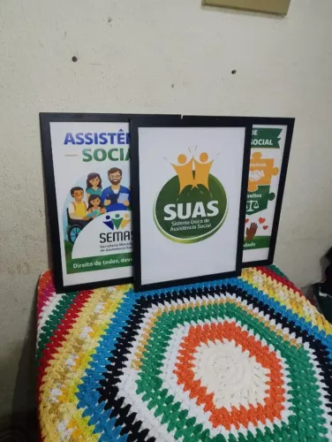 Combo com 3 Quadros Decorativos - Moldura de Vidro | Sob Encomenda