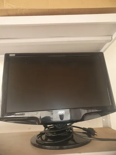 MONITOR AOC