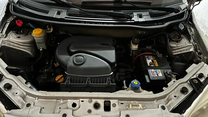 Fiat Uno Vivace/rua 1.0 EVO Fire Flex 8V 5P 2014