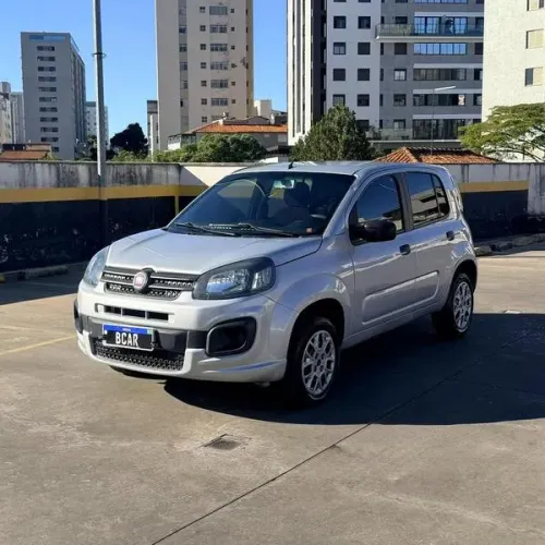 Fiat Uno Attractive 1.0 EVO Fire Flex 8V 5P 2021