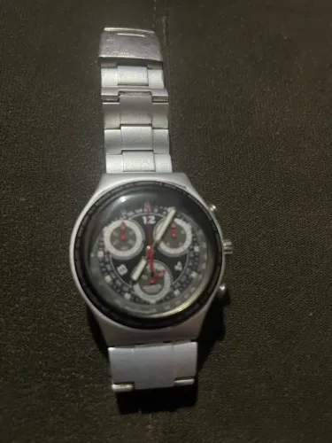 relógio Swatch Irony Chrono, modelo YCS4000