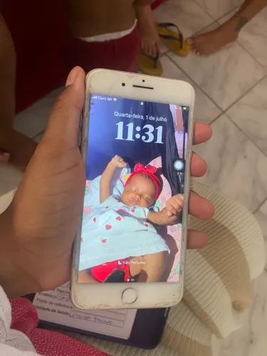 Vendo iPhone 8 Plus ,sem nem um defeito ,64 gigas