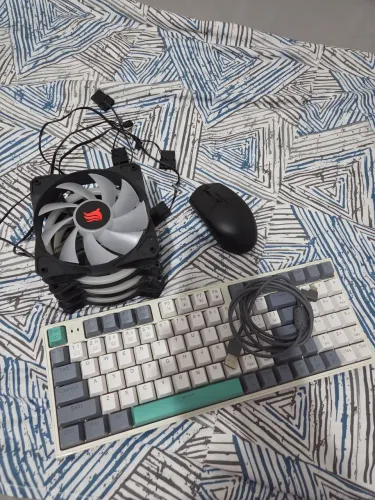 Kit Periféricos Gamer + Fans PC (Teclado Mecânico K500 + Mouse Logitech G304 + Fans)