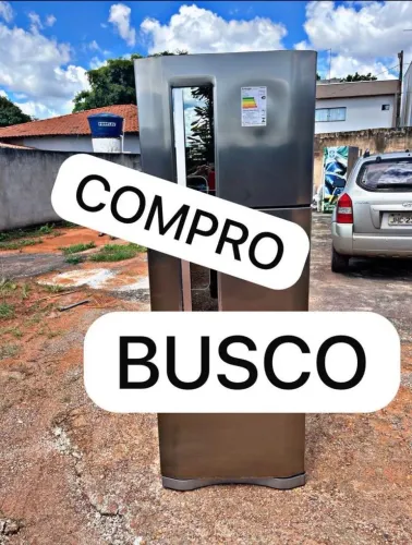 Compra-se Geladeira com defeito 