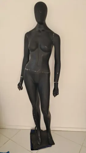 Manequim Feminino Completo