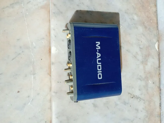 Placa de Áudio M Áudio Fast Track Pro