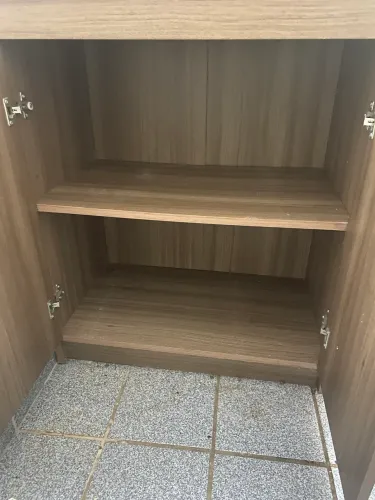 Vendo armário multiuso duas portas