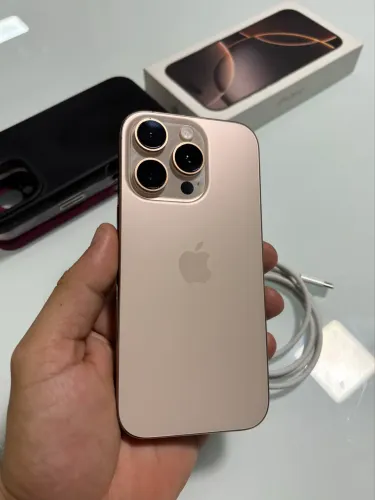 iPhone 16 Pro