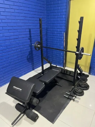 Kit Completo de Musculação / Academia em Casa (Seminovos em ótimo estado)