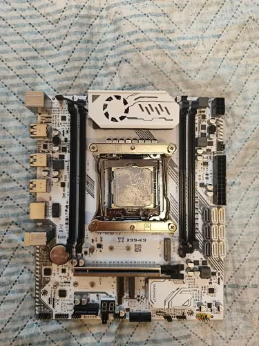Xeon e5 2680 v4 com x99 k9 "God of war"