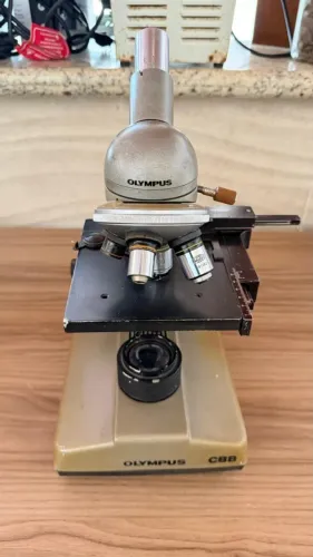 Microscópio Monocular Olympus CBB (PARA CONSERTO OU RETIRADA DE PEÇAS)