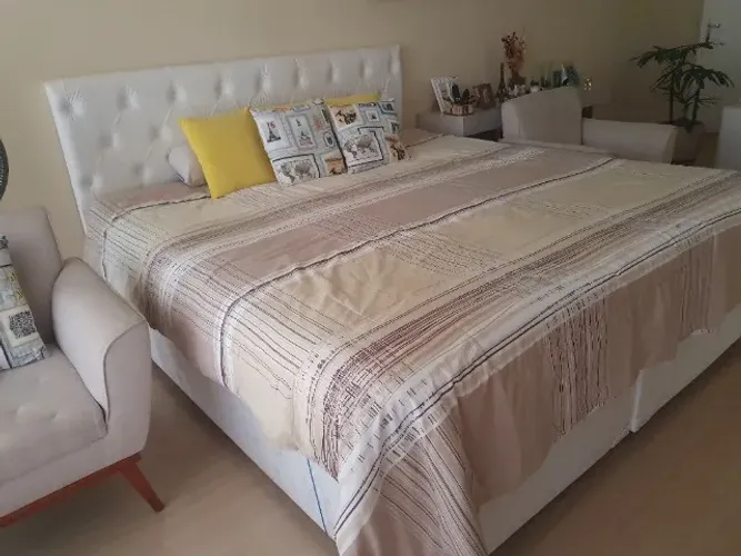 Colchão Magnético King (1,93 x 2,03) com Massageador + box baú + cabecerira + brinde Pilow