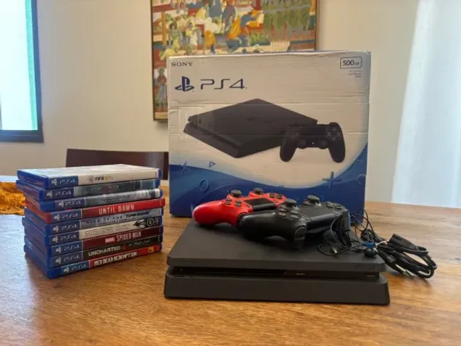 Sony PlayStation 4 Slim 500gb + 2 controles + 9 jogos (Red Dead 2 + God of War, etc)