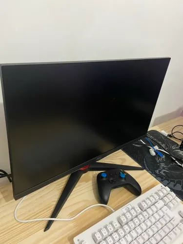Monitores AOC