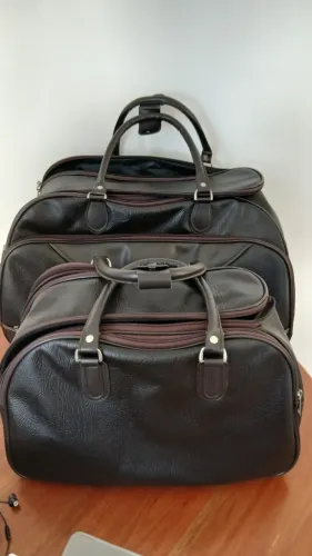 Kit 2 Malas em Couro Verdadeiro - Média e Grande - Em ótimo estado