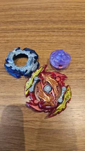 Beyblade Burst Zwey Longinus