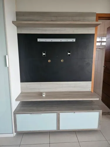 Painel para TV com Gavetas - Excelente Estado