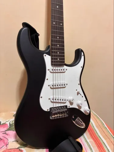 Guitarra novíssima oportunidade!!!