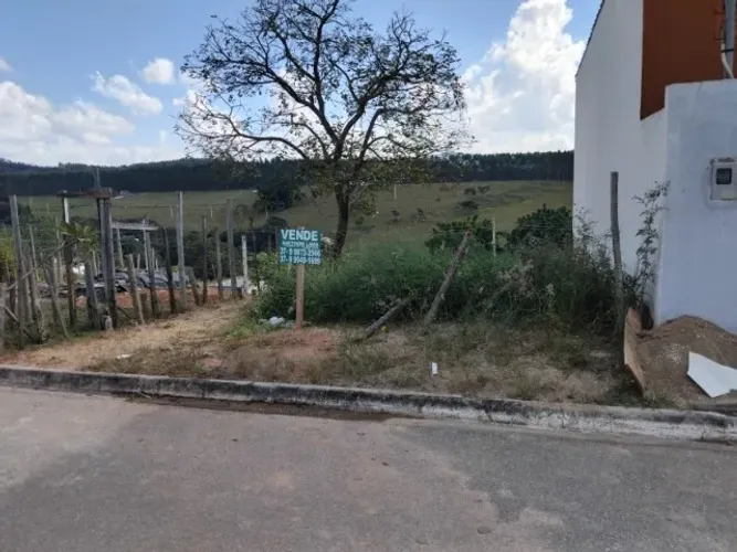 LOTE COM 125M² A VENDA NO BAIRRO SÃO BENTO EM CARMÓPOLIS DE MINAS/MG