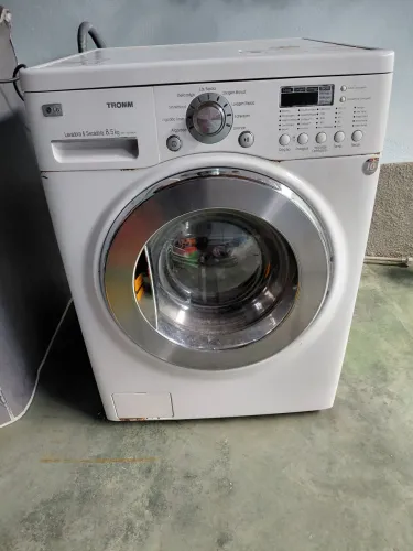 Lavadora e secadora LG TROMM